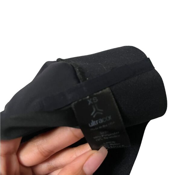 Ultracor Black Striped Velour Sports Bra - Picture 7 of 7